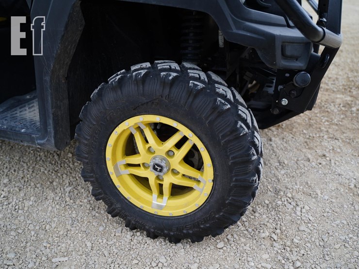 2019-john-deere-gator-xuv-835m-image-15