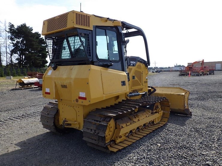 2021-deere-450k-lgp-image-4