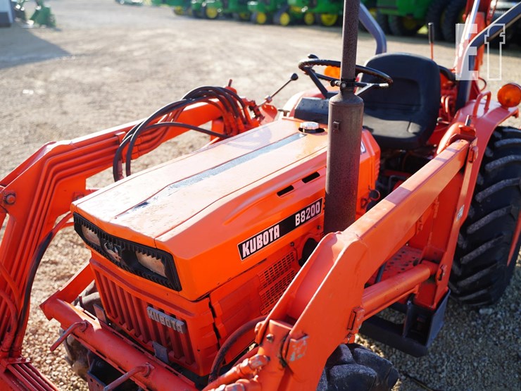 kubota-b8200-image-10