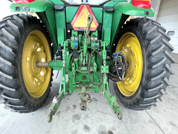 john-deere-7230-premium-image-9