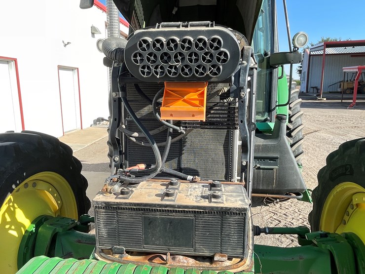 john-deere-7230-premium-image-10