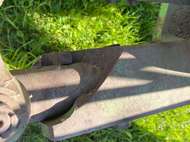 john-deere-720-image-19