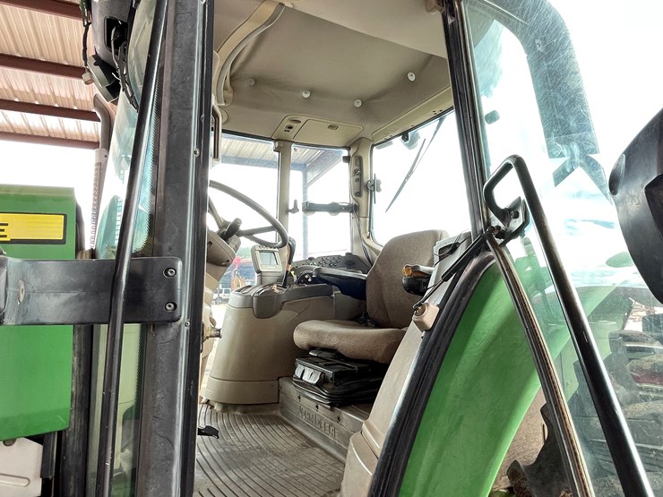 john-deere-7230-premium-image-49