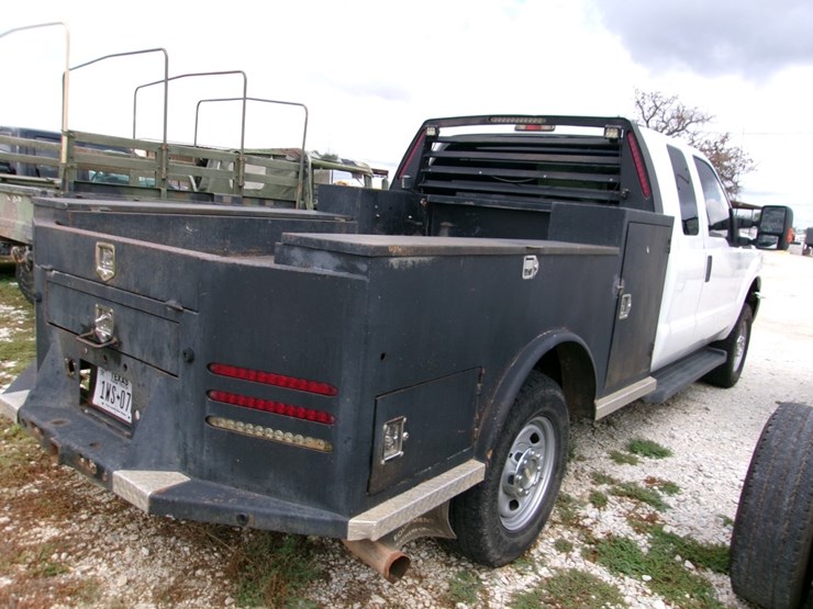 2011-ford-f250-image-3