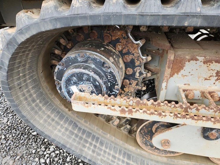 2016-terramac-rt9-image-9