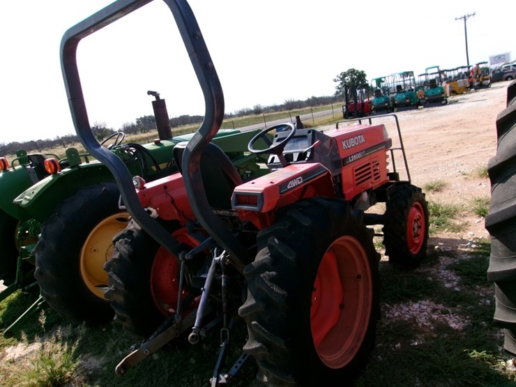 kubota-l2600-image-3