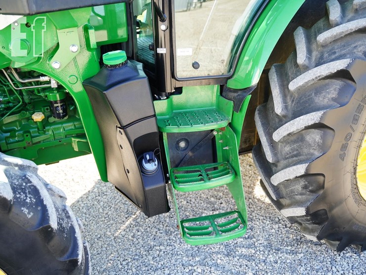 2017-john-deere-5090r-image-9