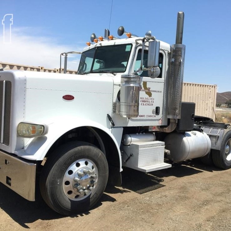 2013 PETERBILT 388