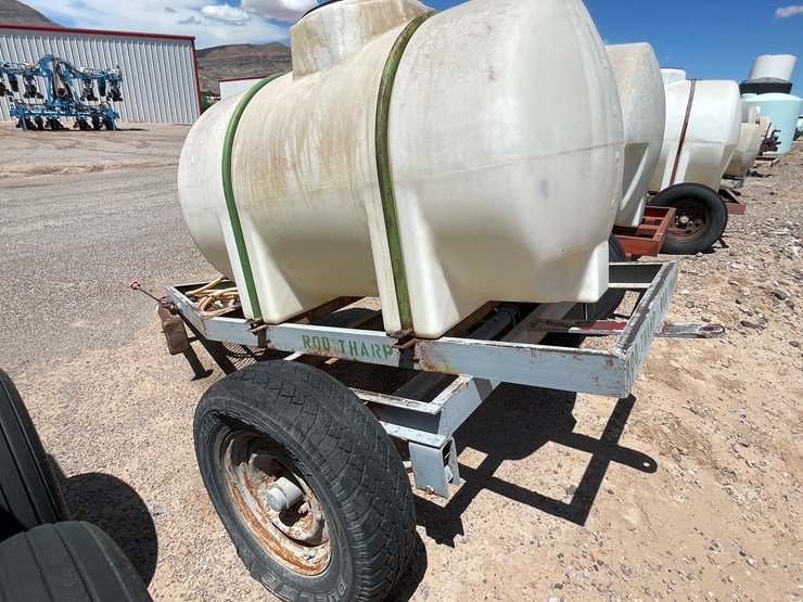 #9126-•-300-gallon-fertilizer-tank-image-4