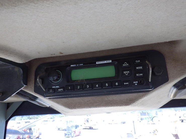 2011-yanmar-sv100-1-image-24