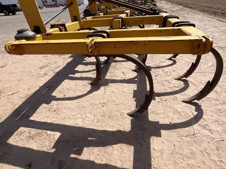 #9033-•-hamby-3-pt-field-cultivator-image-17
