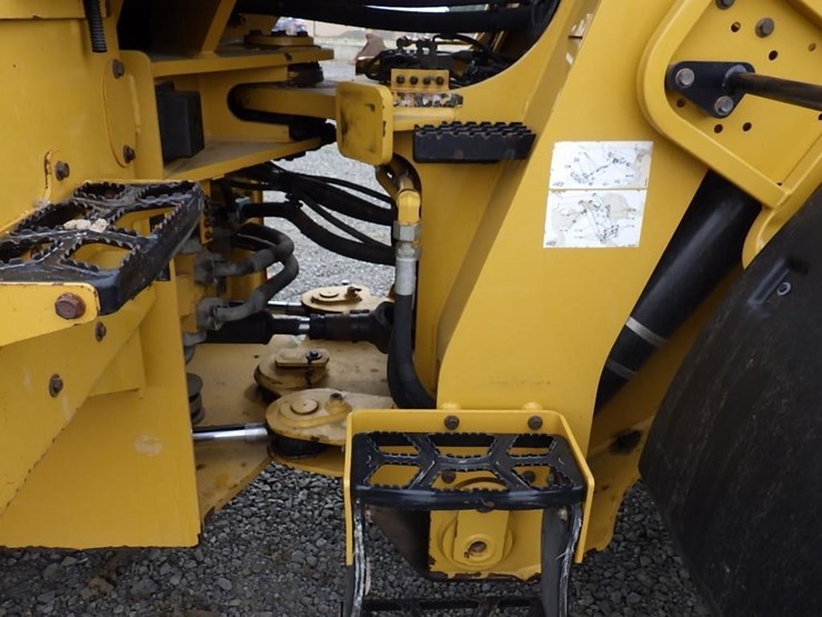 caterpillar-930m-image-20