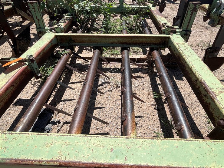 #9040-•-3-pt-spike-tooth-tillage-implement-custom-image-11