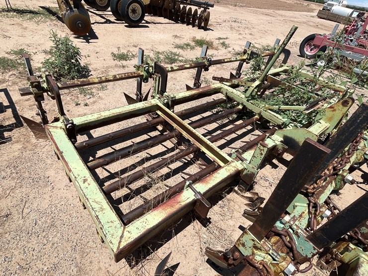 #9040-•-3-pt-spike-tooth-tillage-implement-custom-image-27