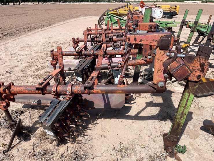 #9032-•-custom-3-pt-tillage-tool-bar-image-11