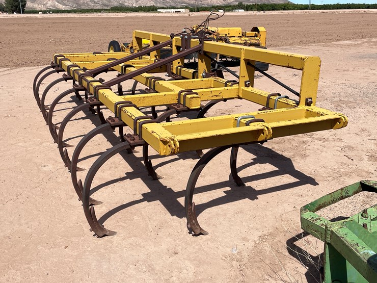 #9033-•-hamby-3-pt-field-cultivator-image-3