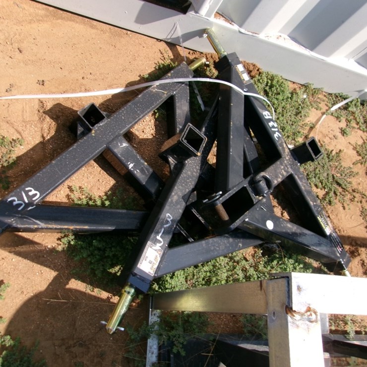 WOLVERINE 3PT REC HITCH