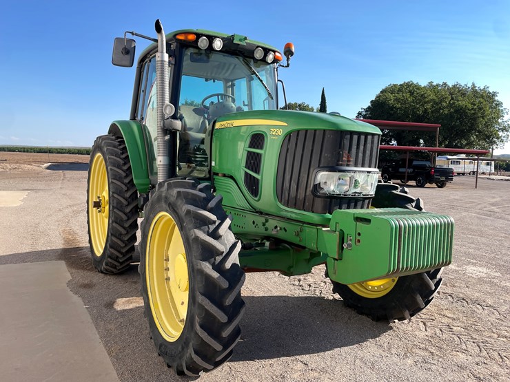 john-deere-7230-premium-image-7