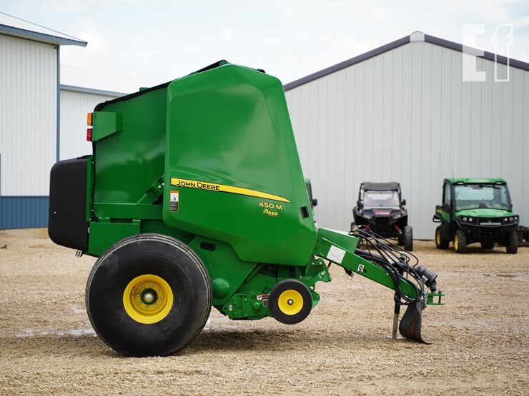 2023-john-deere-450m-image-4