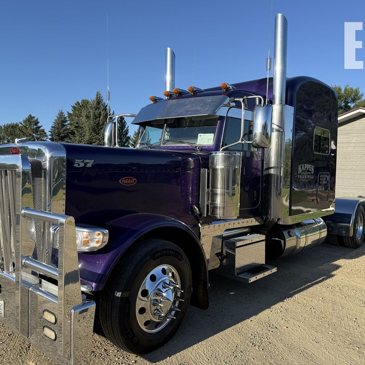 2021 PETERBILT 389
