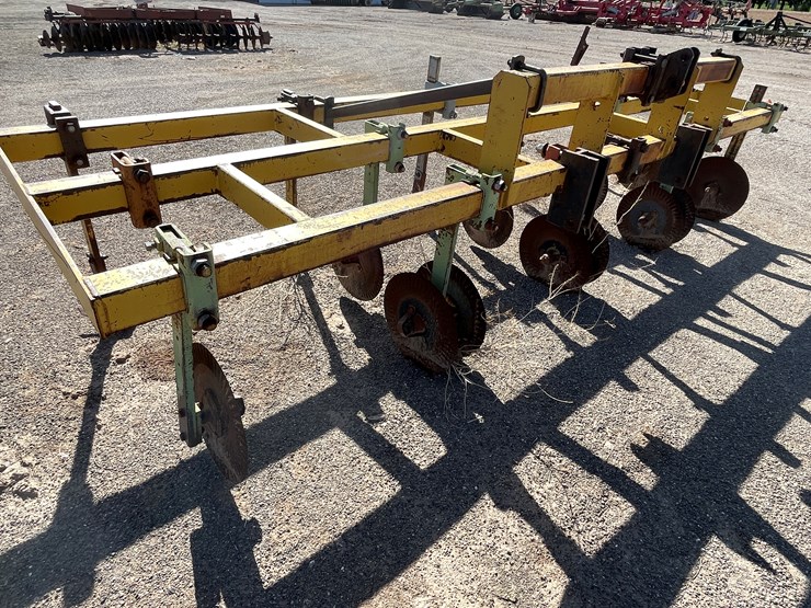 #9100-•-hamby-3-pt-field-cultivator-image-3