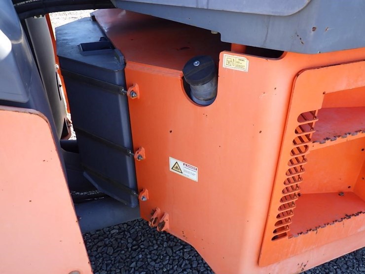 2012-hamm-hd140vvh-smooth-drum-compactor-image-22