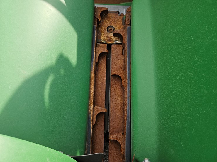 2020-john-deere-712c-image-3