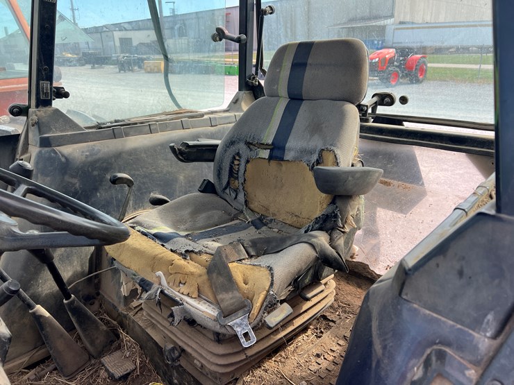 1990-deutz-allis-7085-image-6