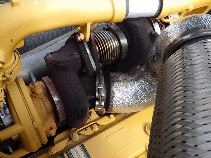 2016-deere-300g-lc-image-27