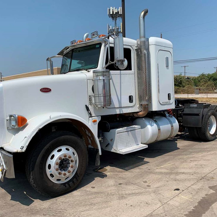 2013 PETERBILT 367