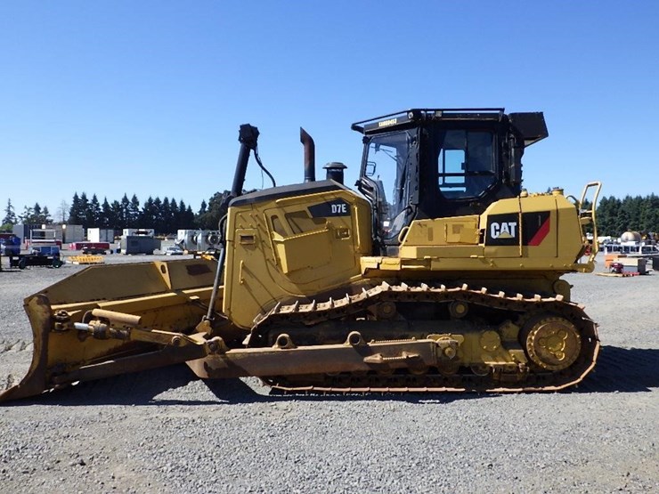 2011-caterpillar-d7e-image-8