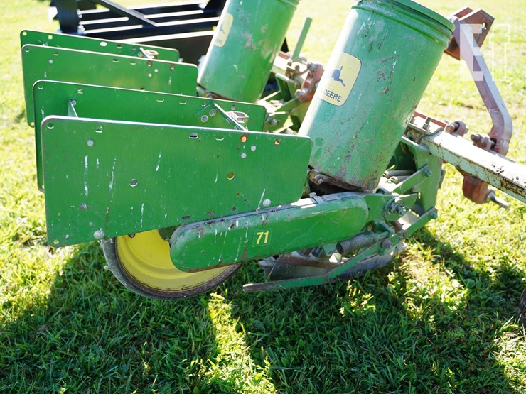 john-deere-71-image-7