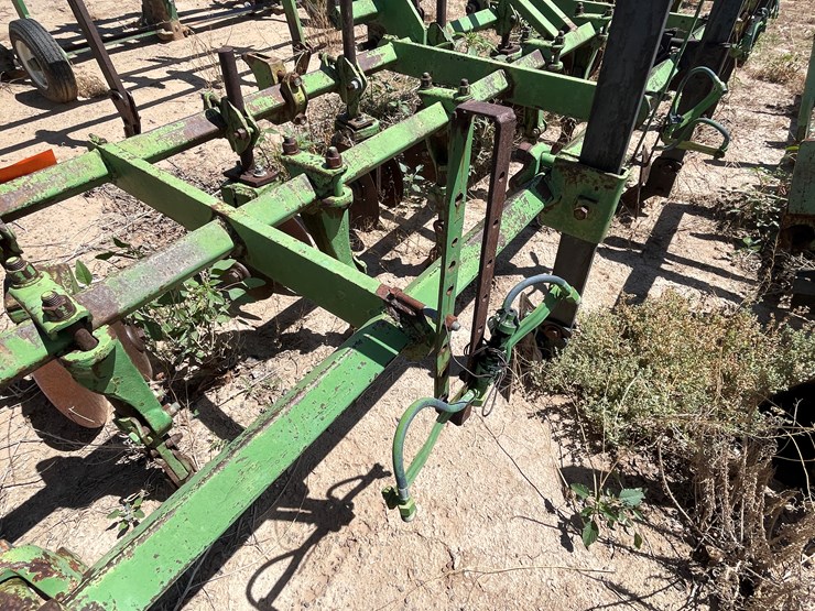#9106-•-3-pt-field-cultivator,-4-row-custom-w/gallina-units-image-13