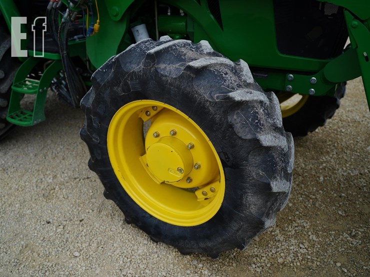 2013-john-deere-5100e-image-22