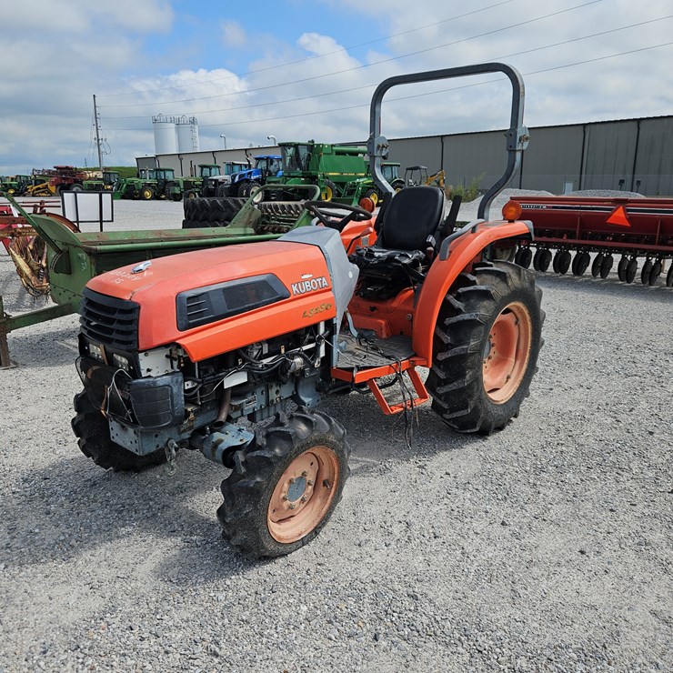 KUBOTA L3130