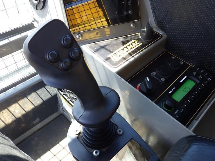 2018-terramac-rt14r-image-37