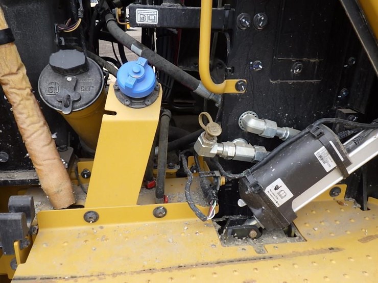 2022-caterpillar-980-image-35