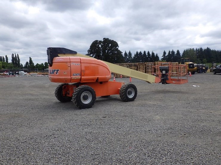 2007-jlg-600s-image-4