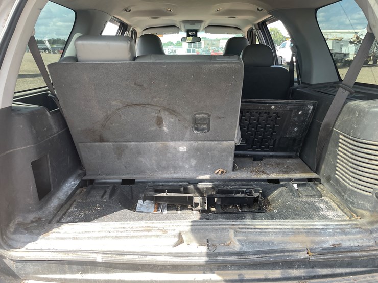 2004-ford-expedition-image-15