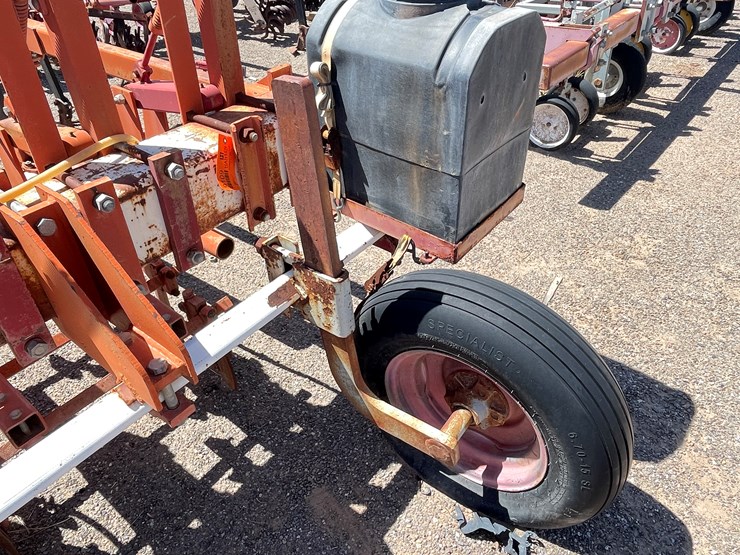 #9109-•-david-koenig-4-row-cultivator,-3-pt-image-29