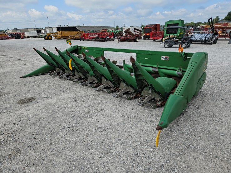 2008-john-deere-608c-image-13