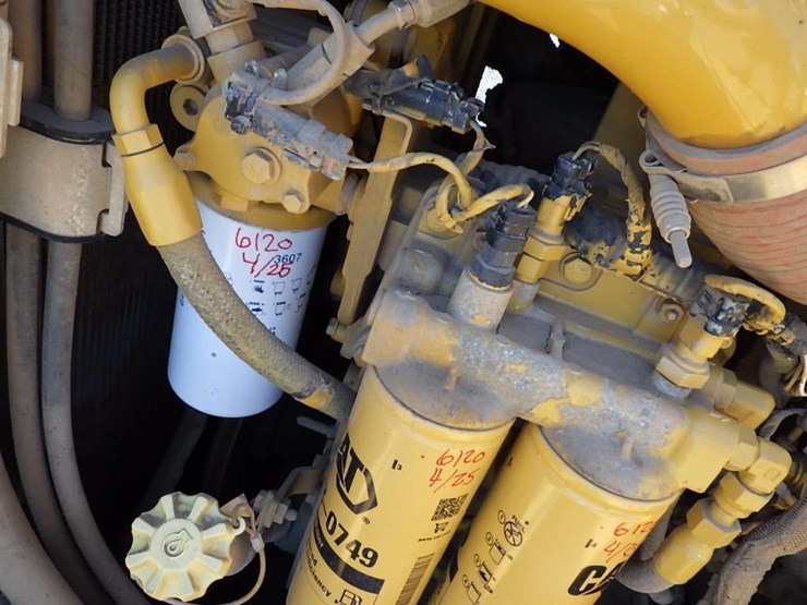 2012-caterpillar-d7e-image-26