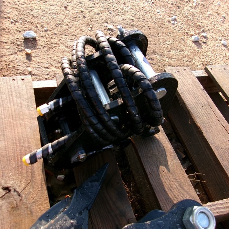QUICK CONNECT F/ MINI EXCAVATOR