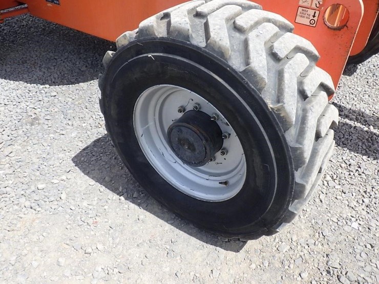 2007-jlg-600s-image-28