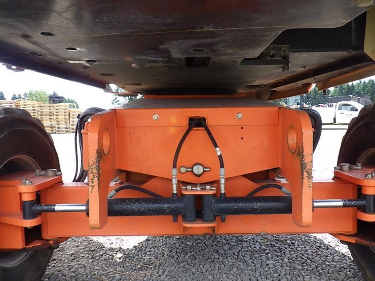 2007-jlg-600s-image-26