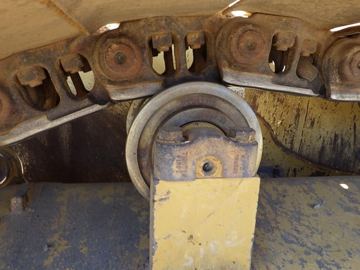 2012-caterpillar-d7e-image-43
