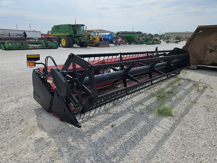 2006-case-ih-1020-image-13