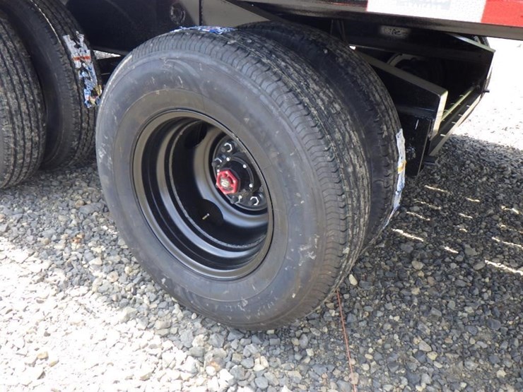 2025-delta-26'-t/a-tilt-deck-trailer-image-17