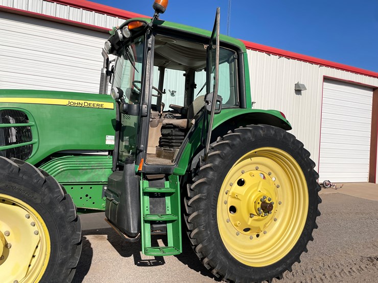 john-deere-7230-premium-image-37
