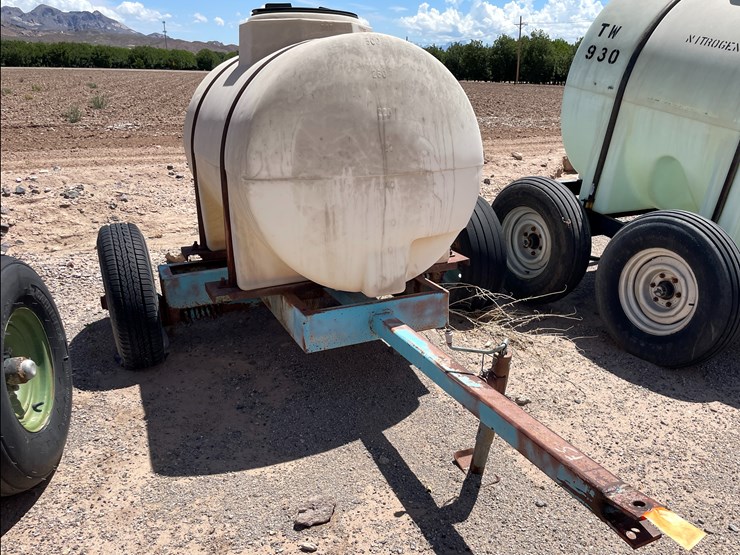#9130-•-300-gallon-fertilizer-tank-image-1
